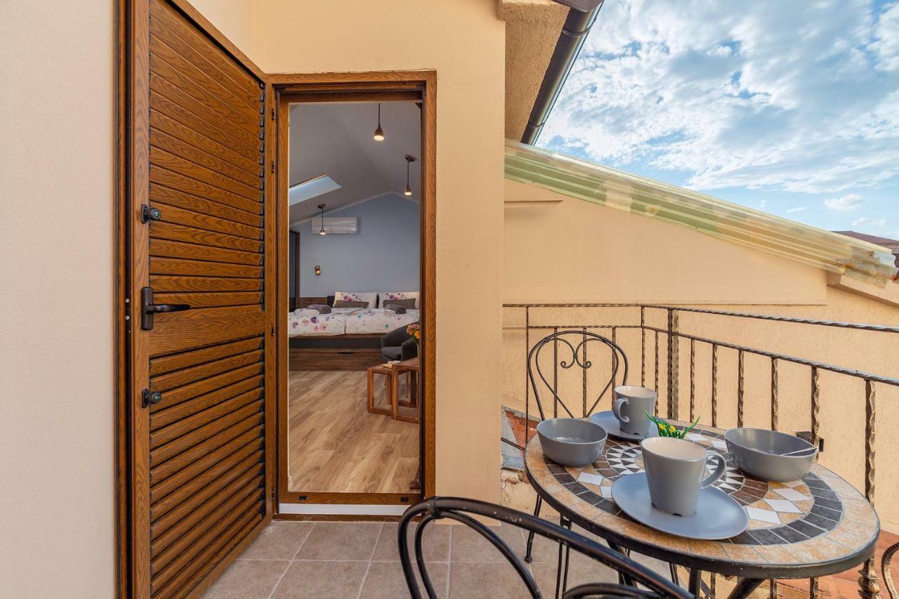 House Nono Apartment โปเรช ภายนอก รูปภาพ