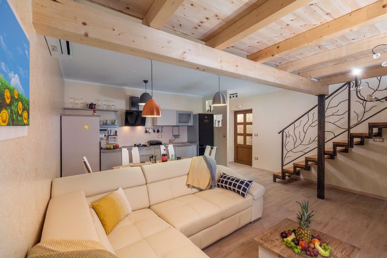 House Nono Apartment โปเรช ภายนอก รูปภาพ